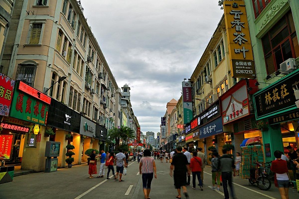 廈門附近鄉鎮開零食店怎么加